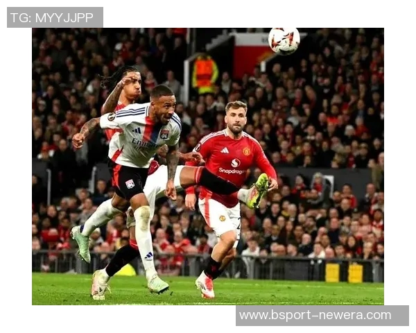 马竞逆转曼联3-0晋级世界杯精彩集锦瞬间引爆全场热情